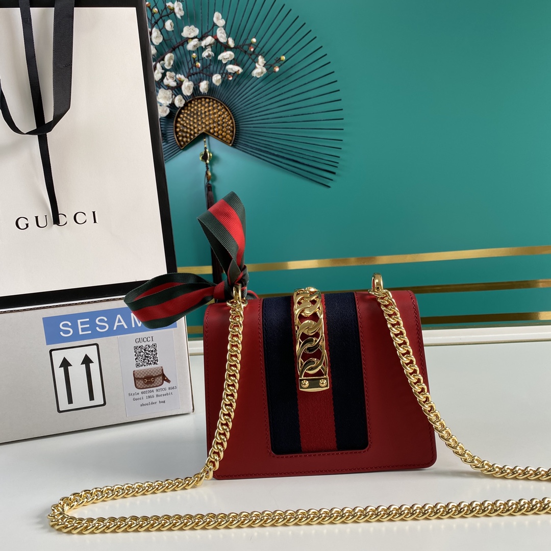 G*u*i leather sylvie mini chain bag