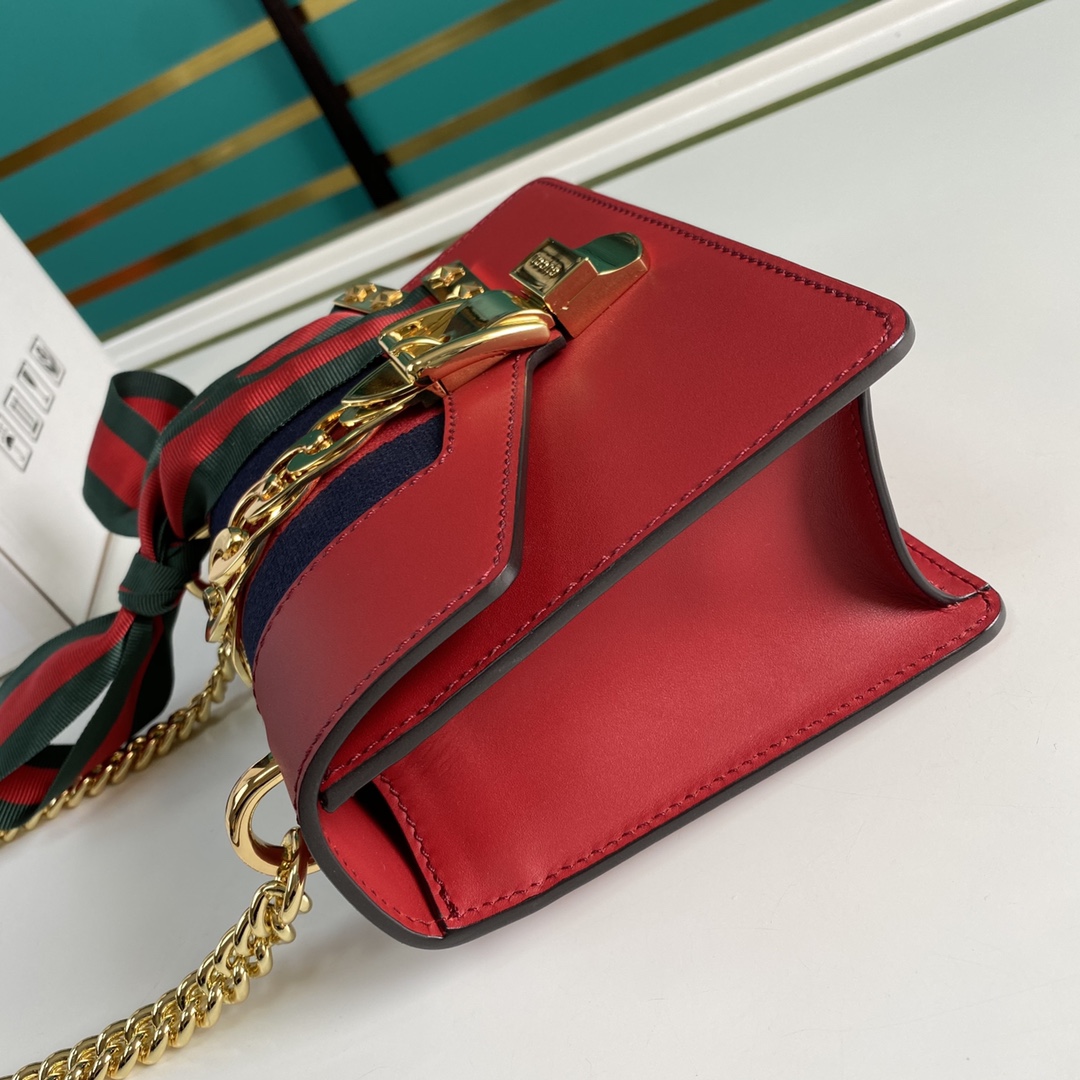 G*u*i leather sylvie mini chain bag