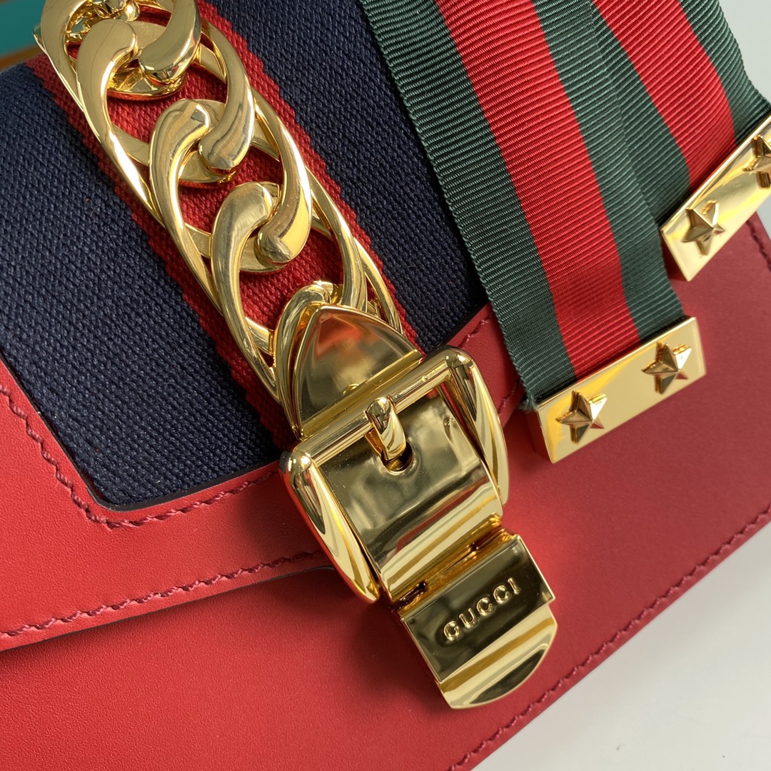 G*u*i leather sylvie mini chain bag
