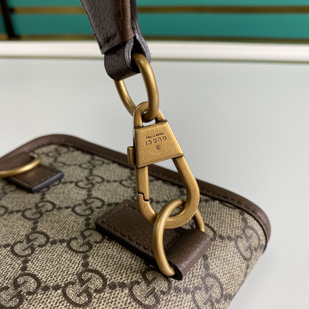 g*u*i neo vintage gg S*p*e belt bag