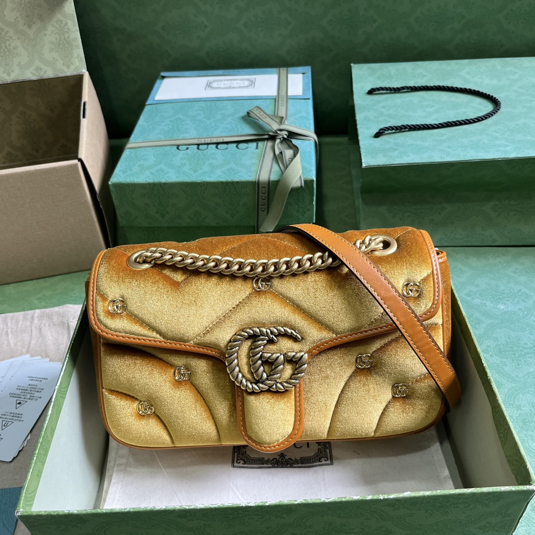 G*u*i gg marmont small velvet shoulder bag