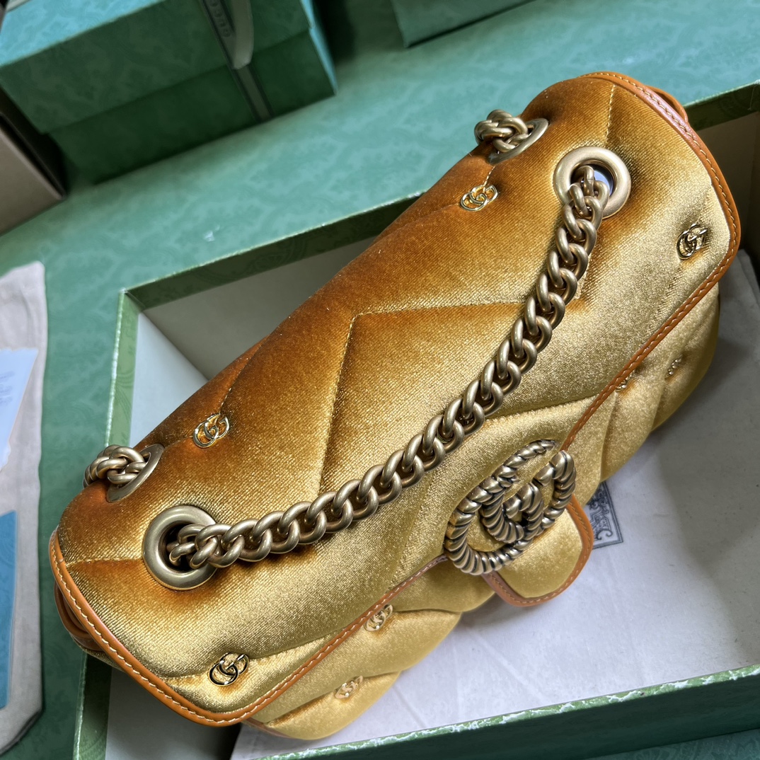 G*u*i gg marmont small velvet shoulder bag