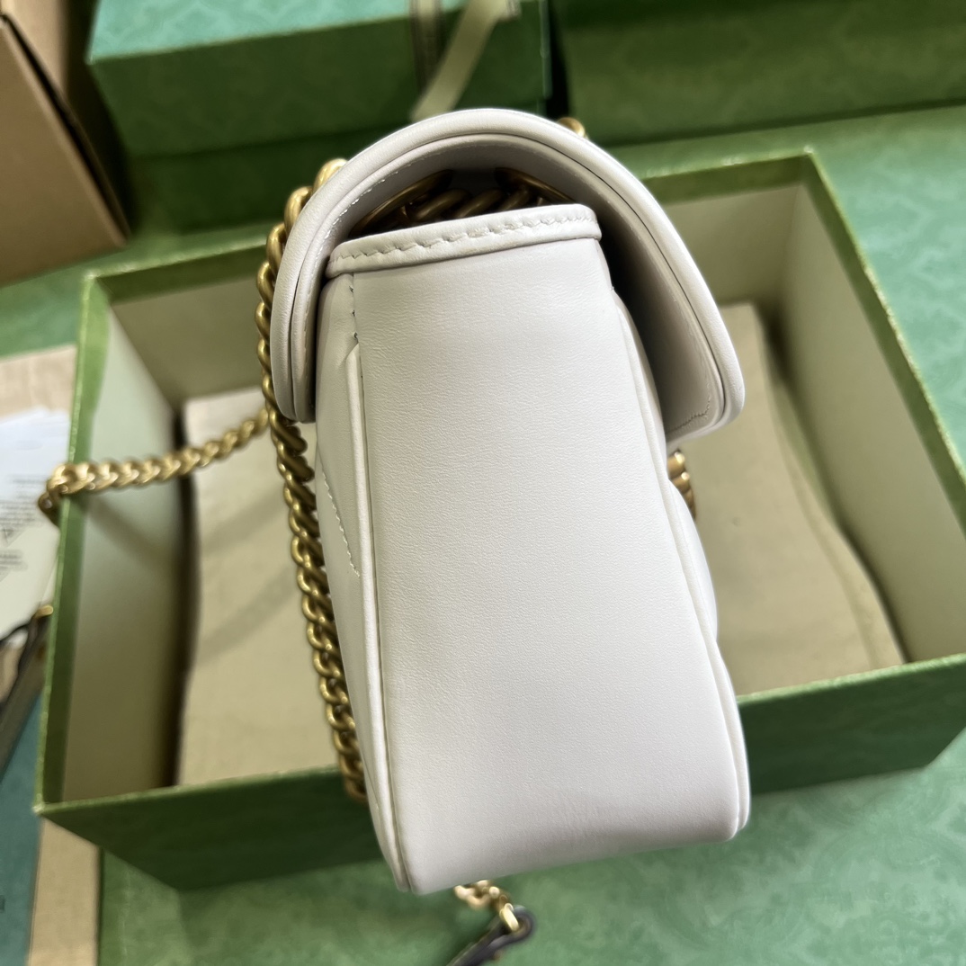 G*u*i gg marmont small shoulder bag