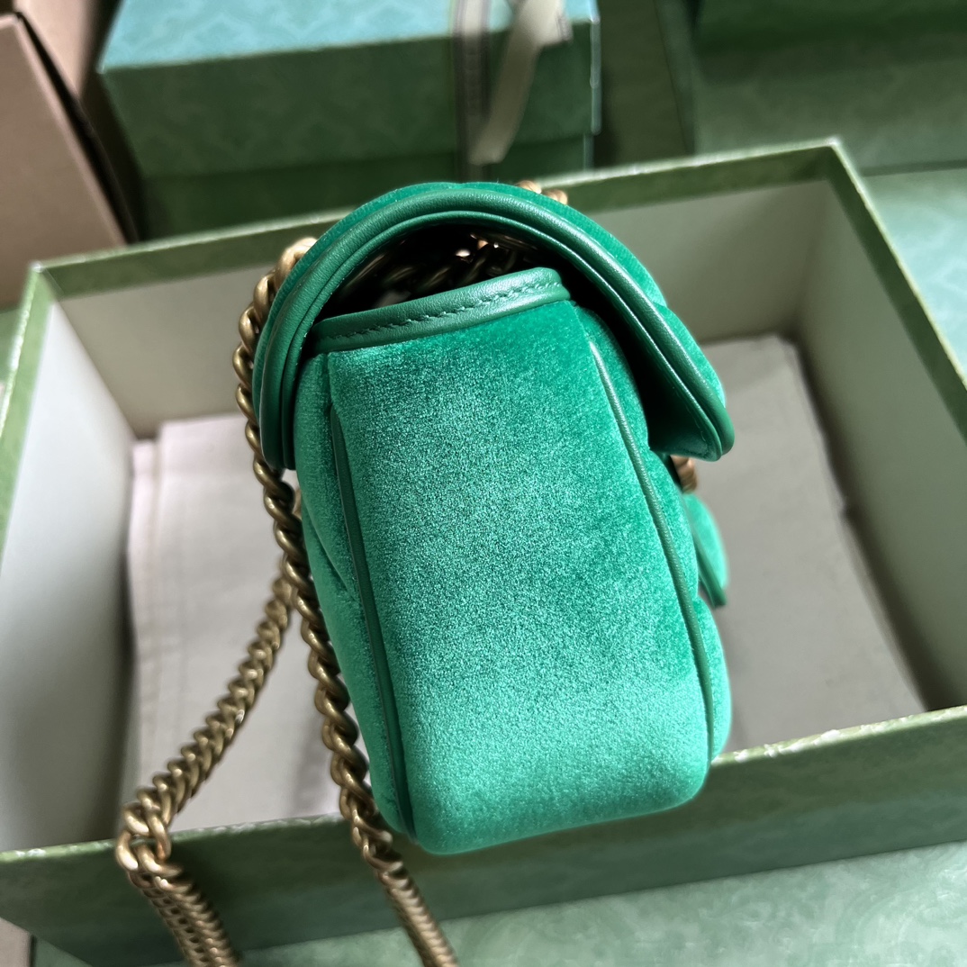 G*u*i gg marmont mini velvet shoulder bag