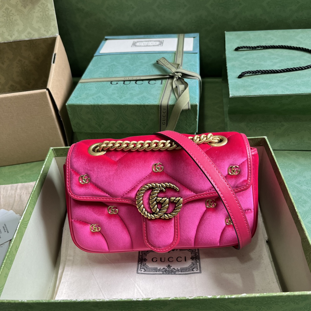 G*u*i gg marmont mini velvet shoulder bag