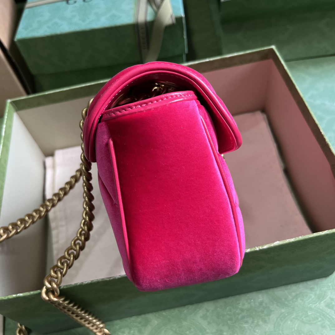 G*u*i gg marmont mini velvet shoulder bag