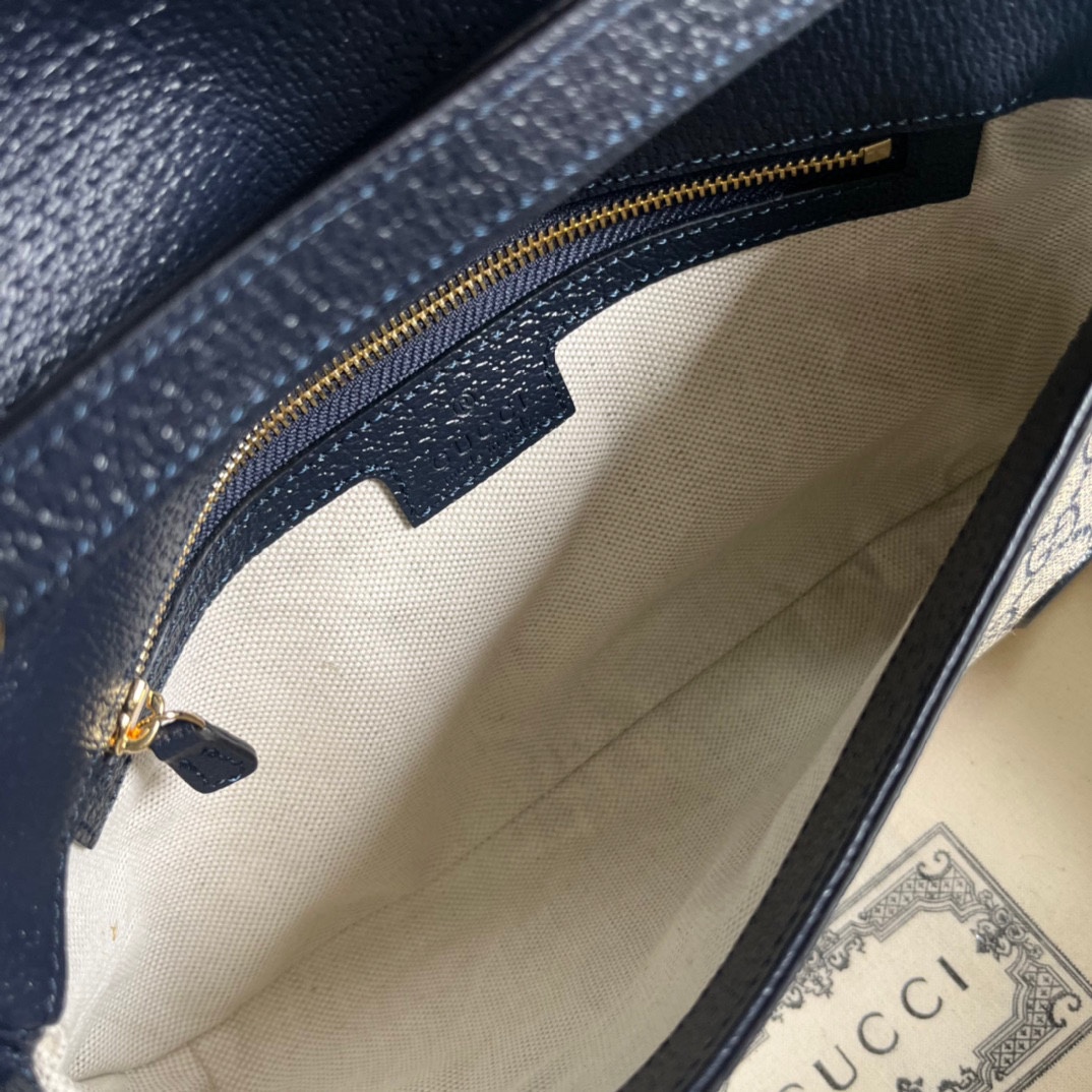 G*u*i blondie shoulder bag