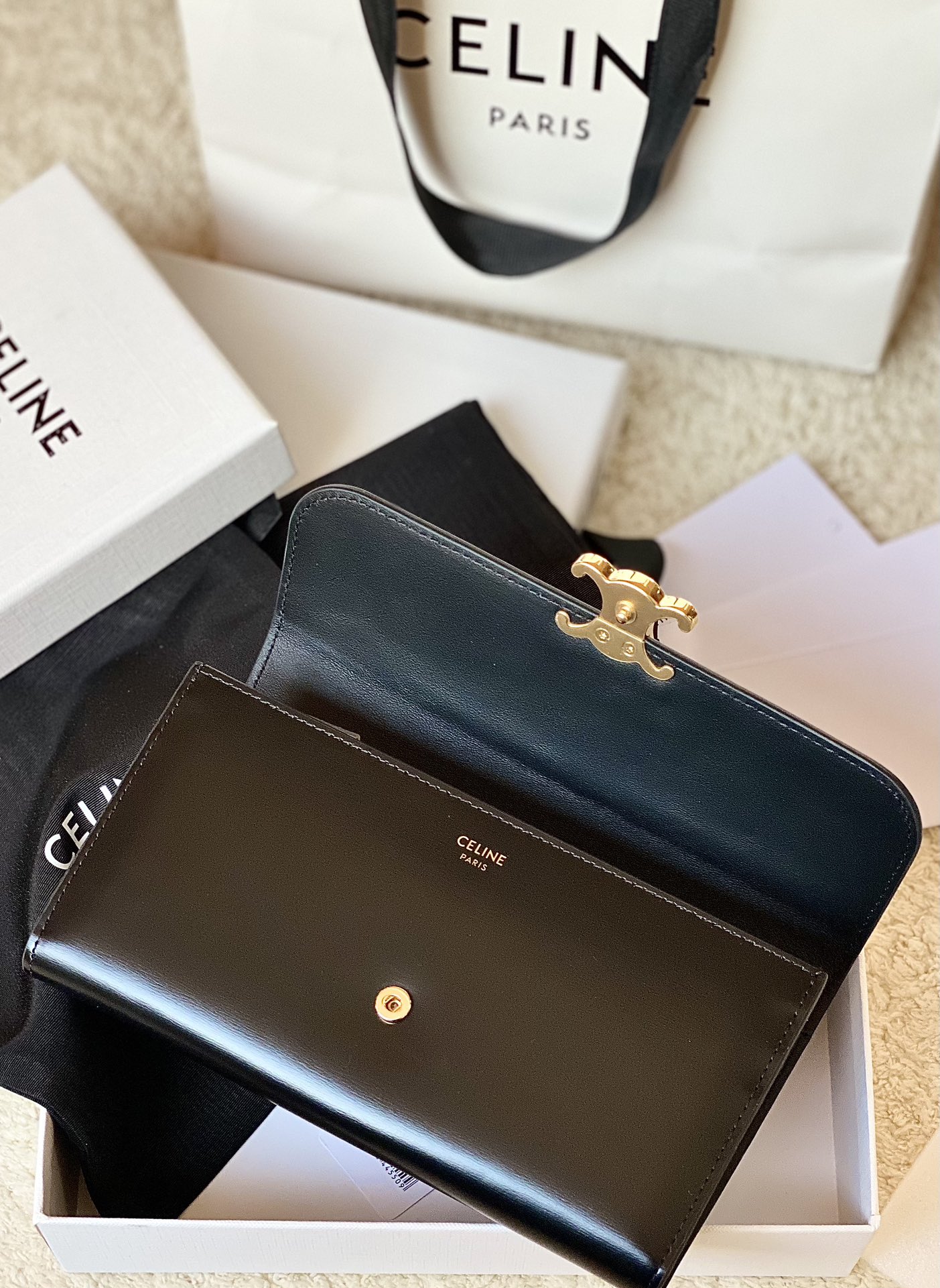 Ce**e triomphe long wallet