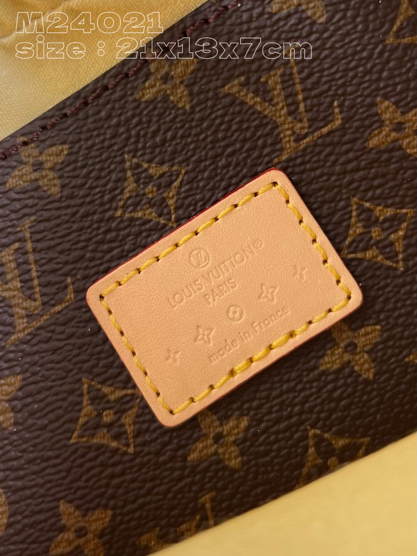l**is V*t*n croissant pm monogram vernis leather