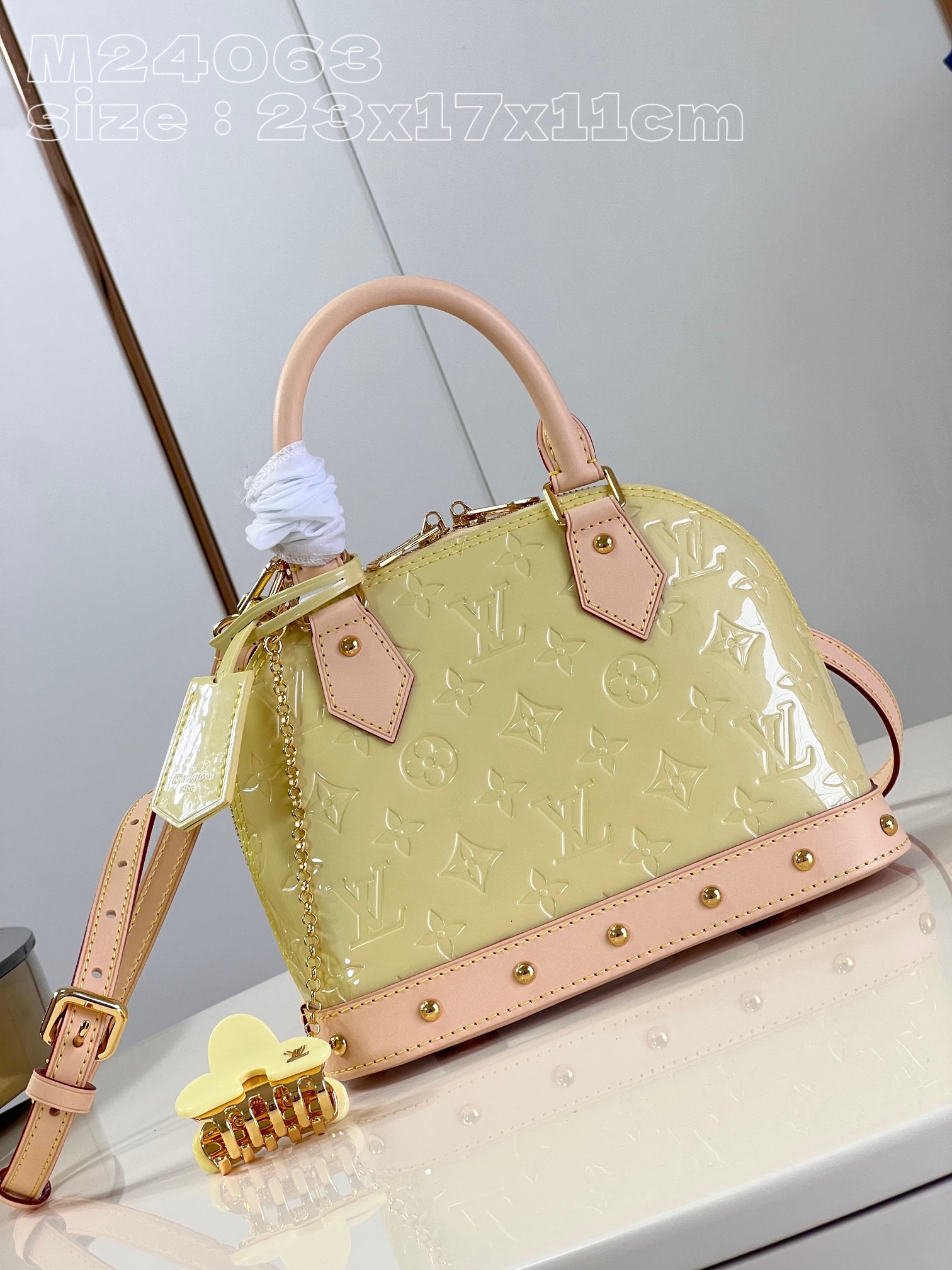 l**is V*t*n alma bb monogram vernis leather