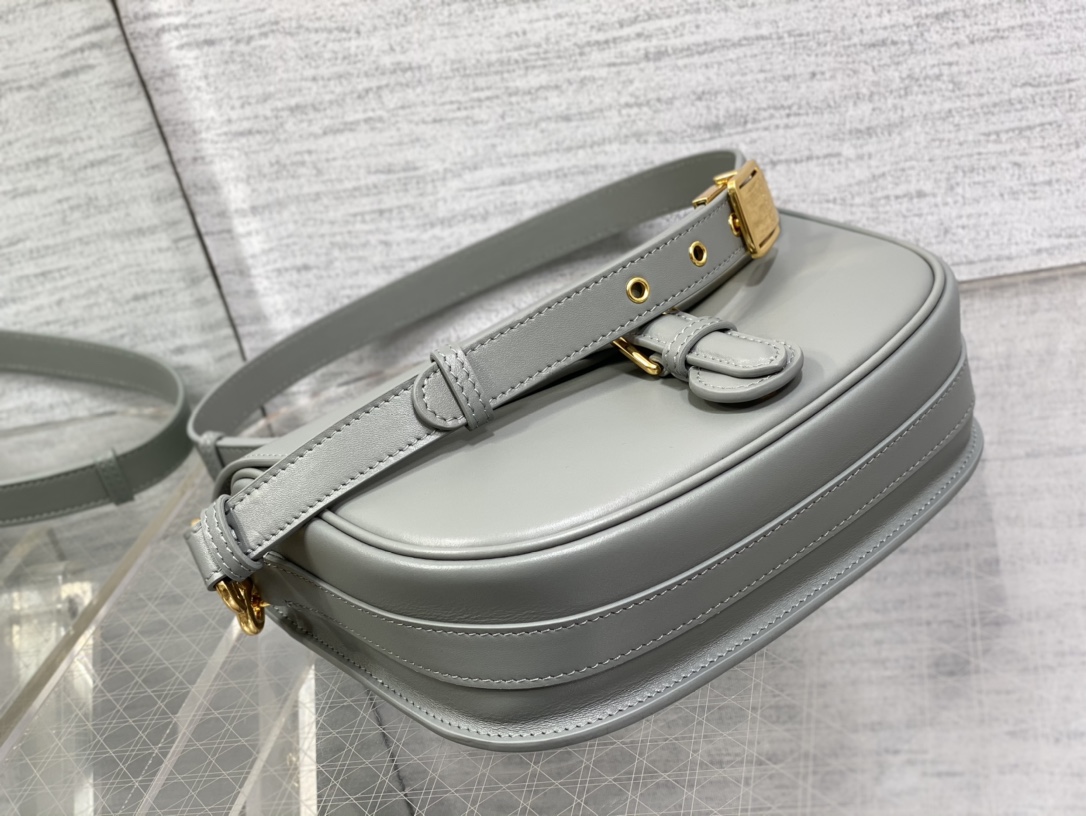 medium D*or bobby bag