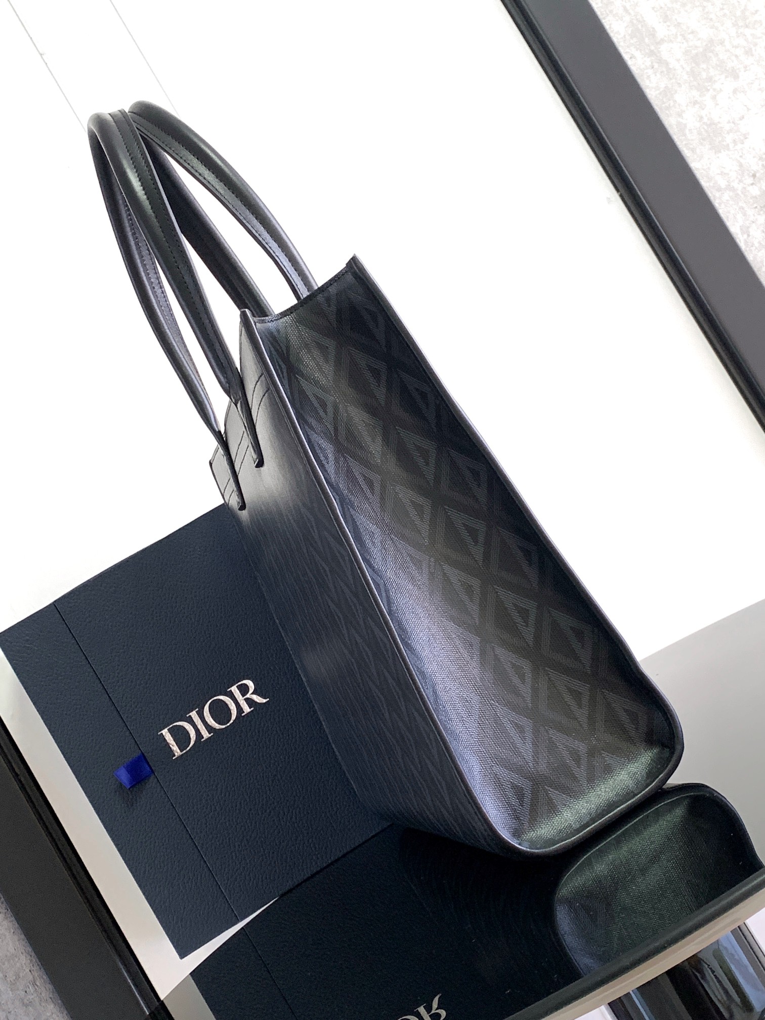 D*or safari tote bag