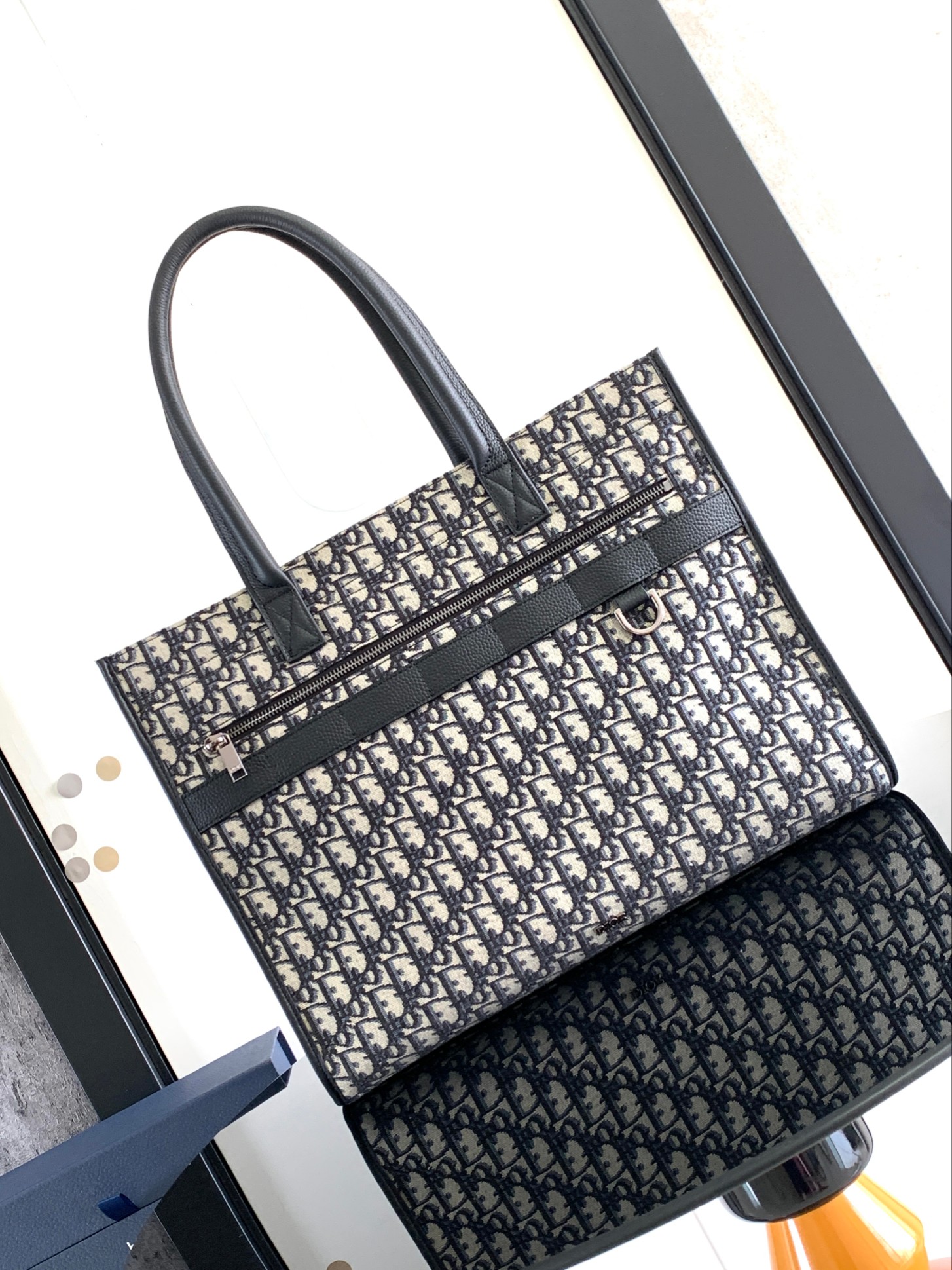 D*or safari tote bag