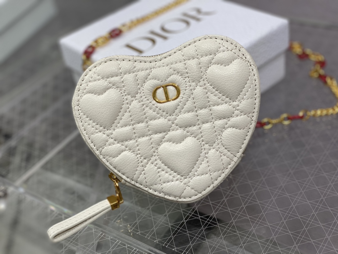 D*or caro heart pouch with chain