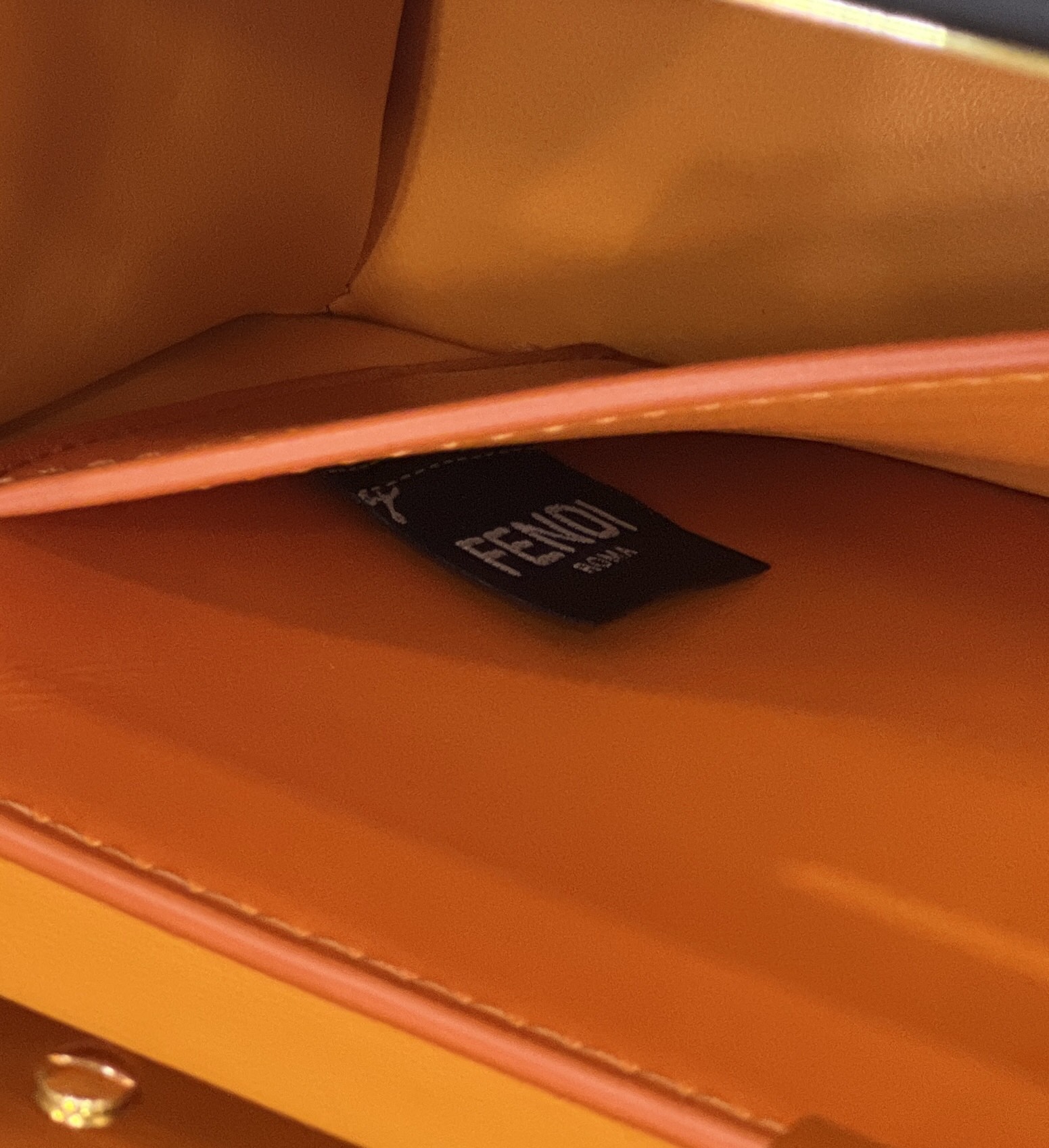 F**di peekaboo i see u medium bag