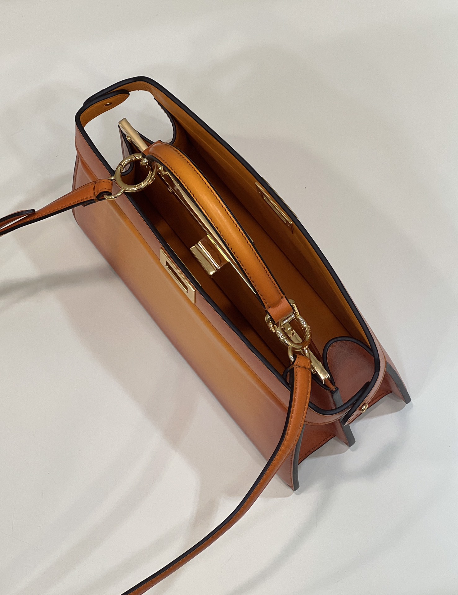F**di peekaboo i see u medium bag