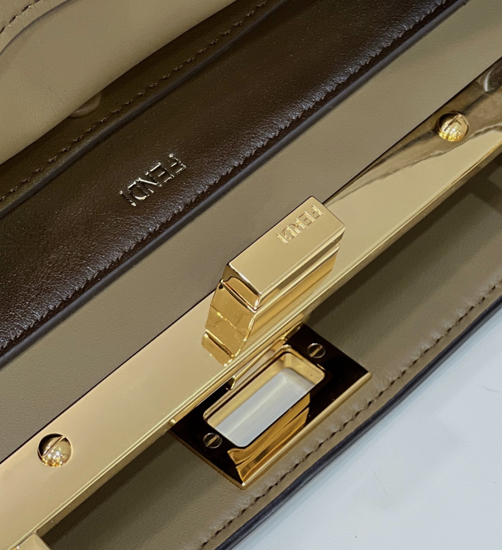 F**di peekaboo i see u medium bag