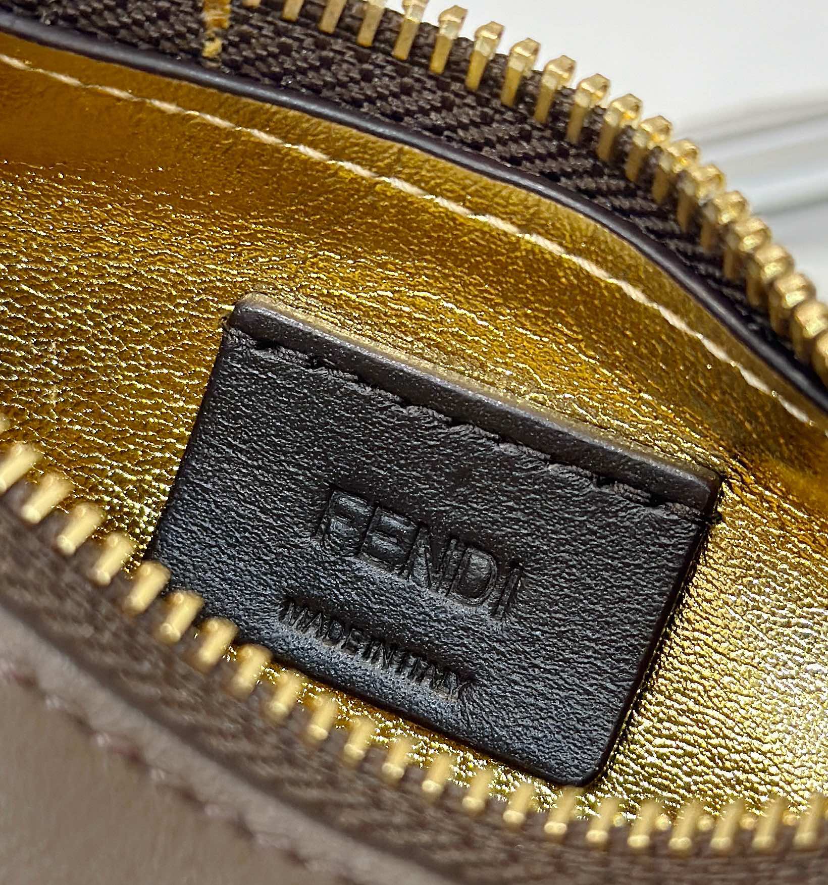 F**di graphy mini bag