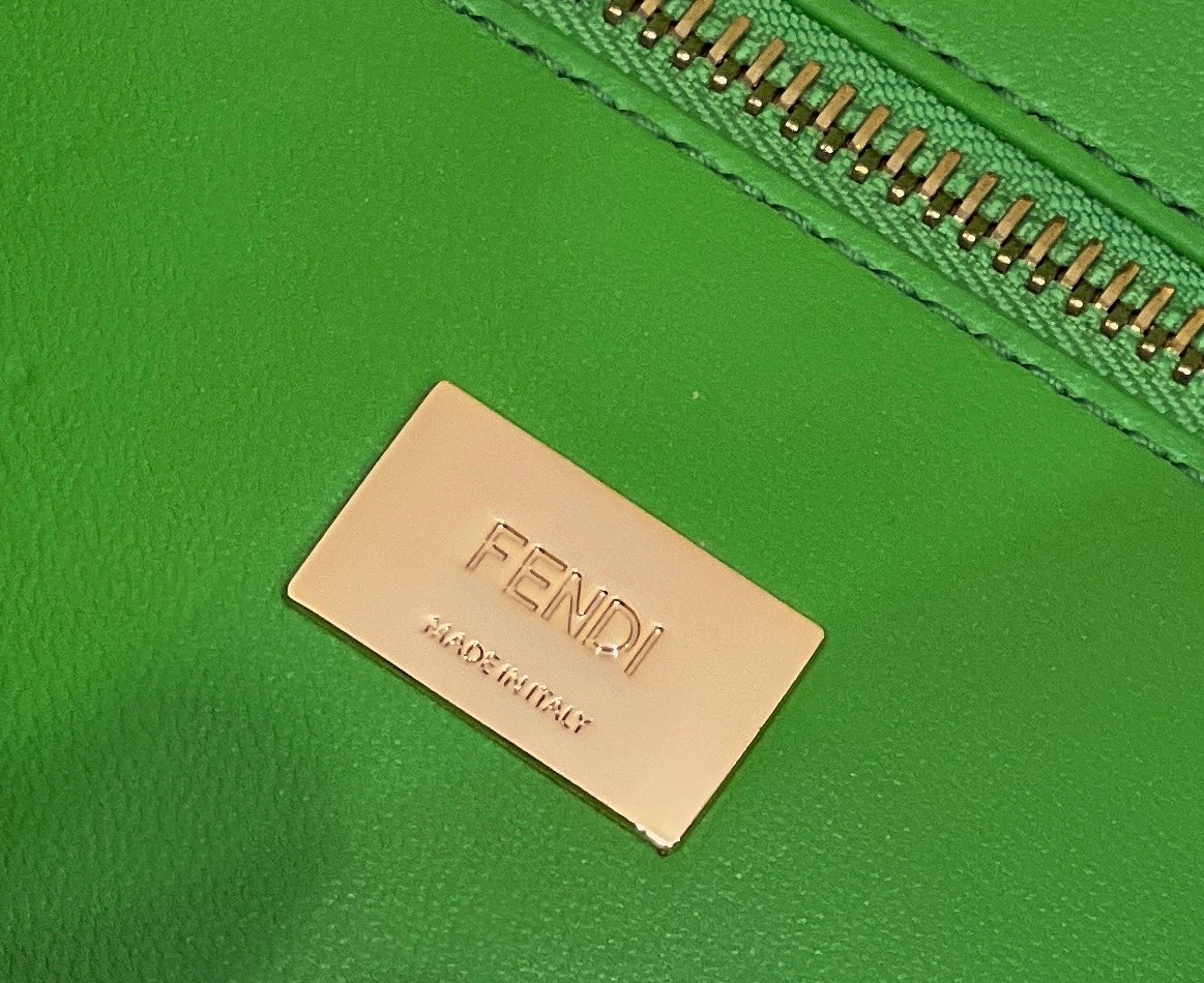 F**di peekaboo medium bag