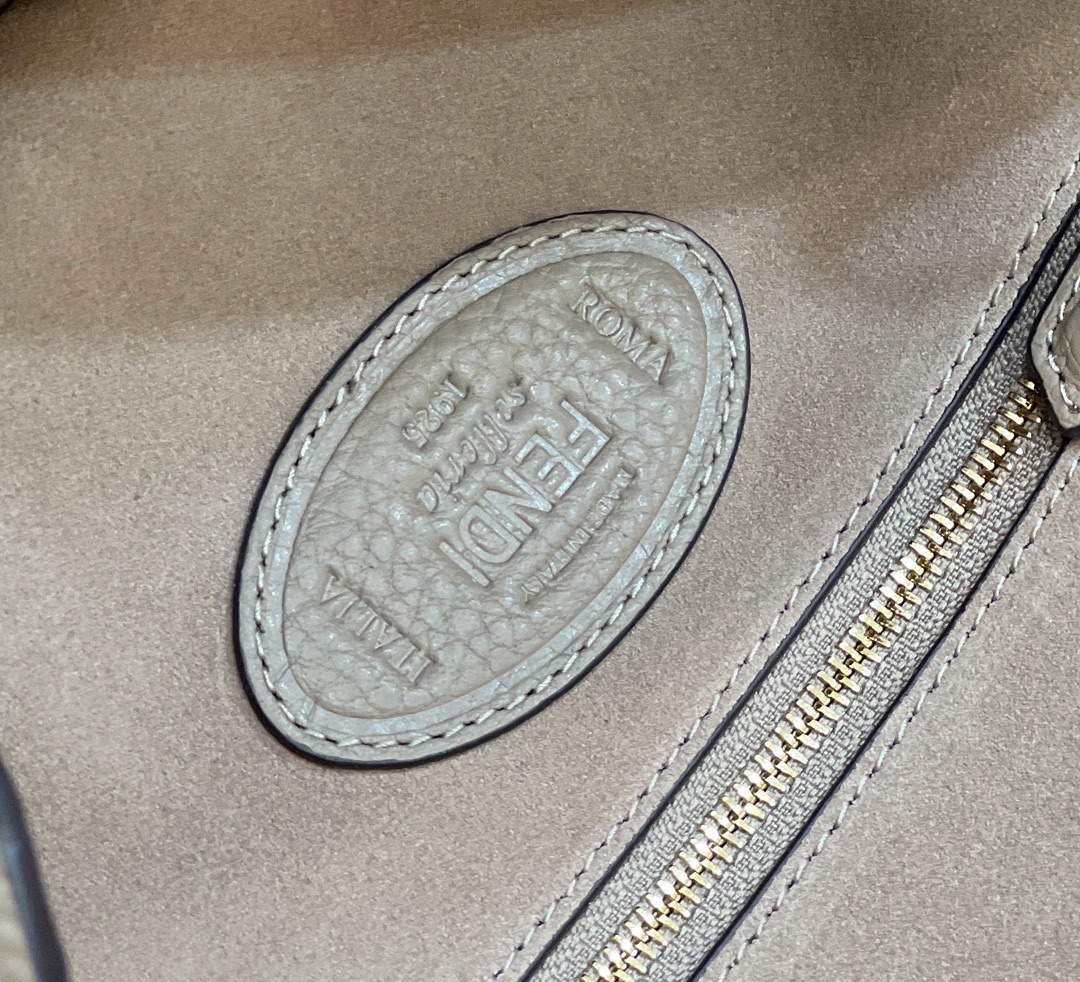 F**di baguette bag