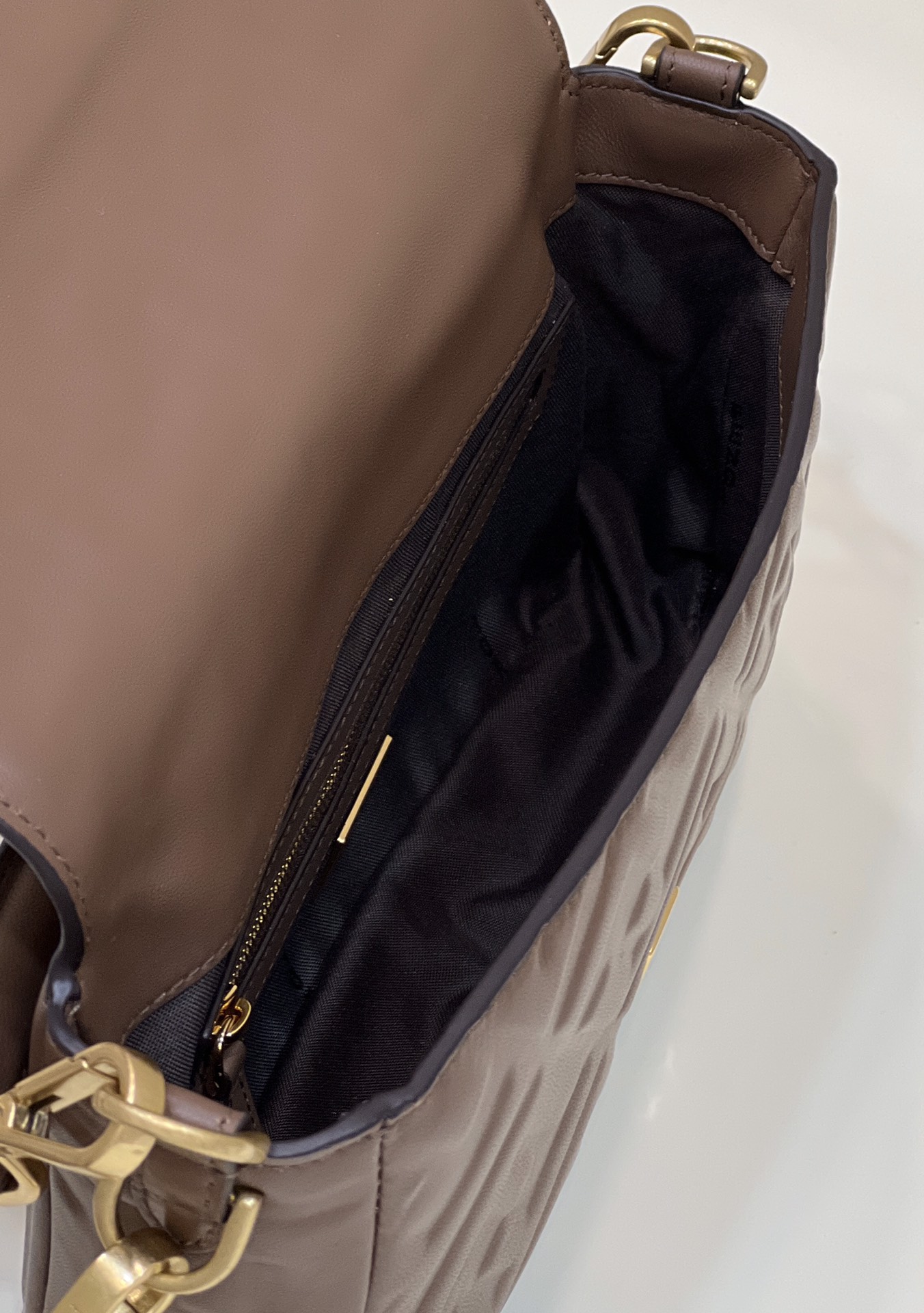 F**di baguette medium bag