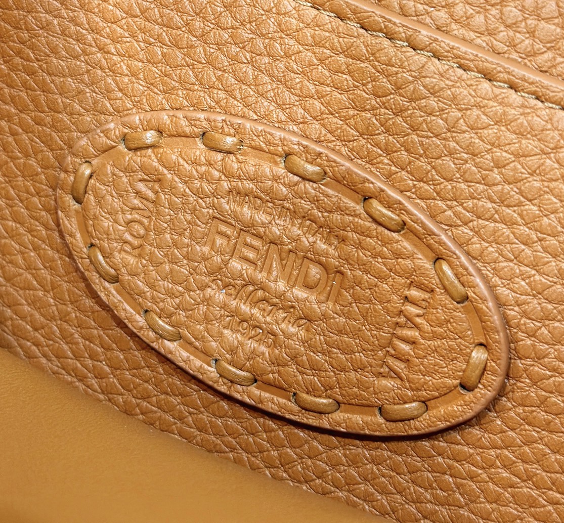 F**di peekaboo small handbag
