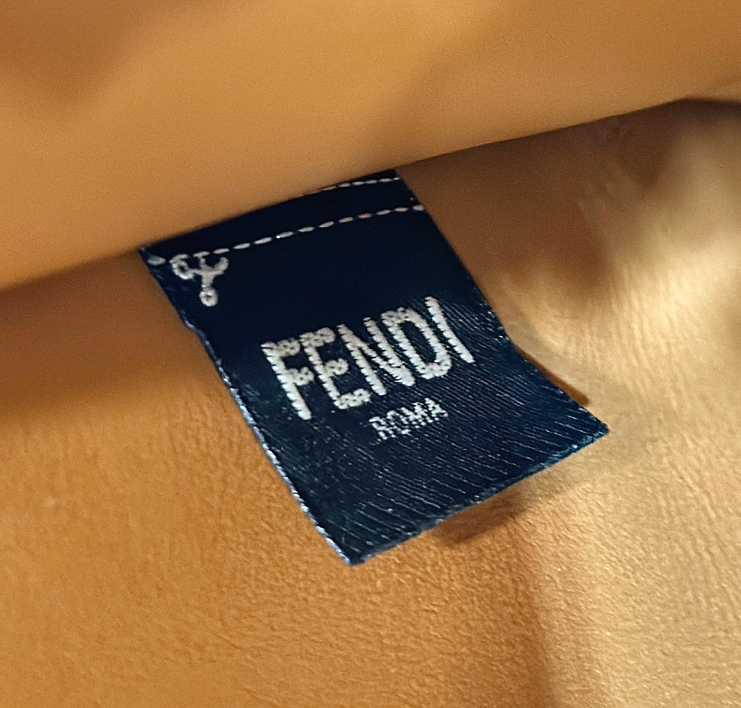 F**di peekaboo small handbag