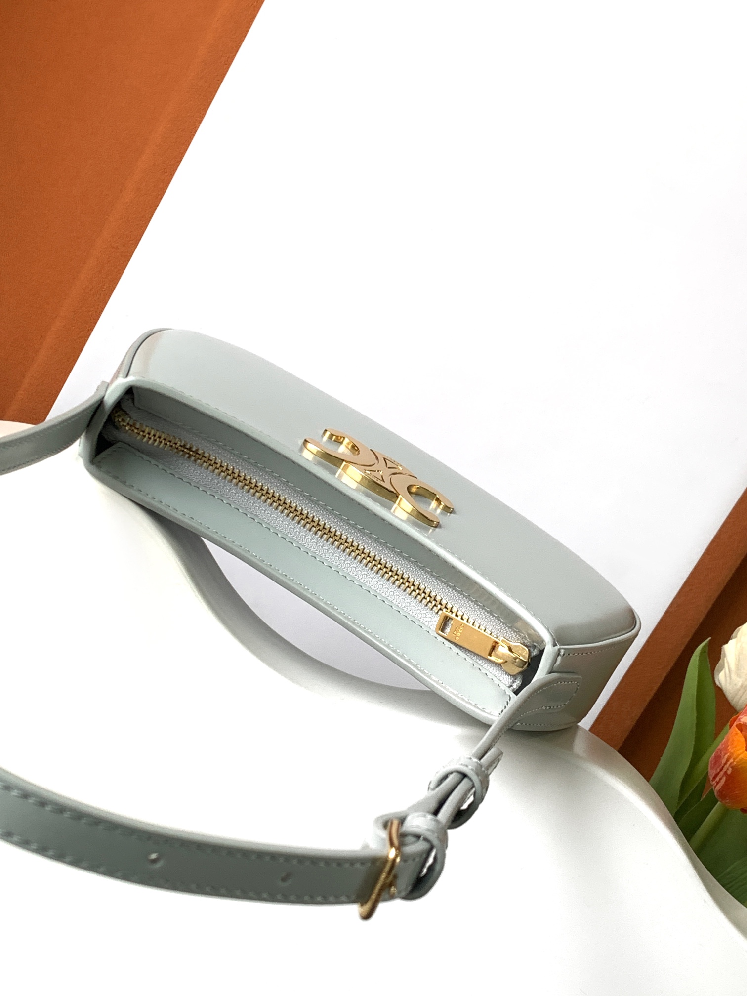 Ce**e medium tilly bag in shiny calfskin