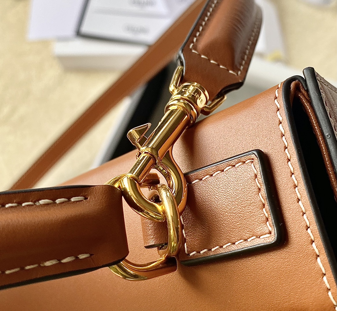 Ce**e box triomphe bag