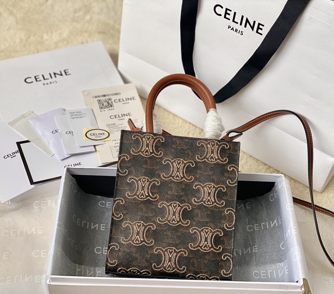Ce**e triomphe mini tote