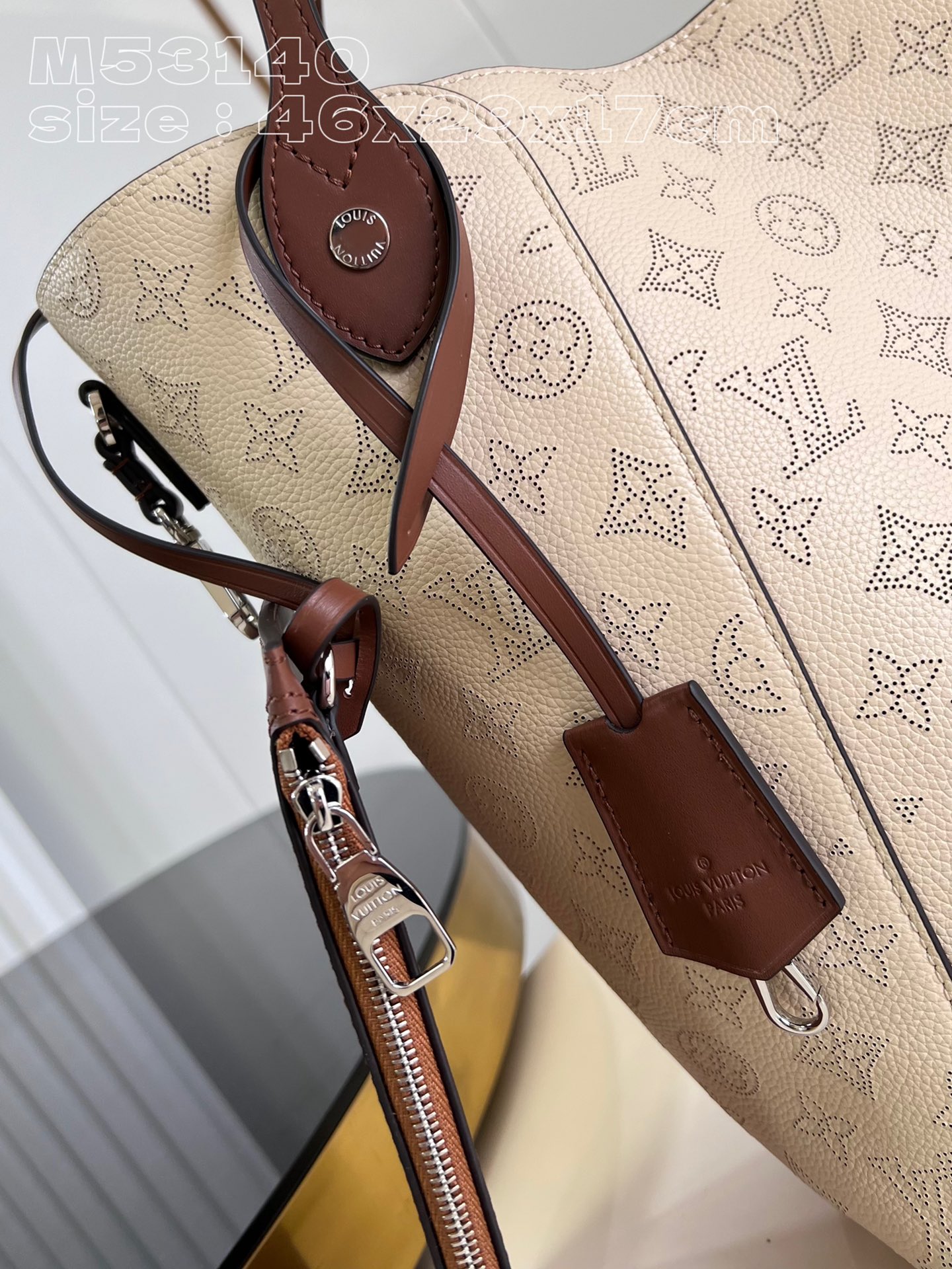 l**is V*t*n hina medium handbag