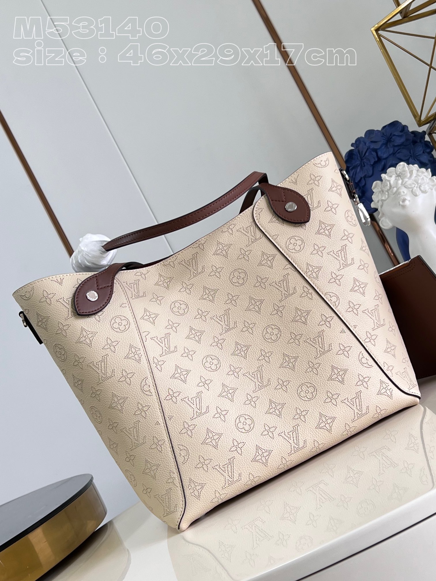 l**is V*t*n hina medium handbag