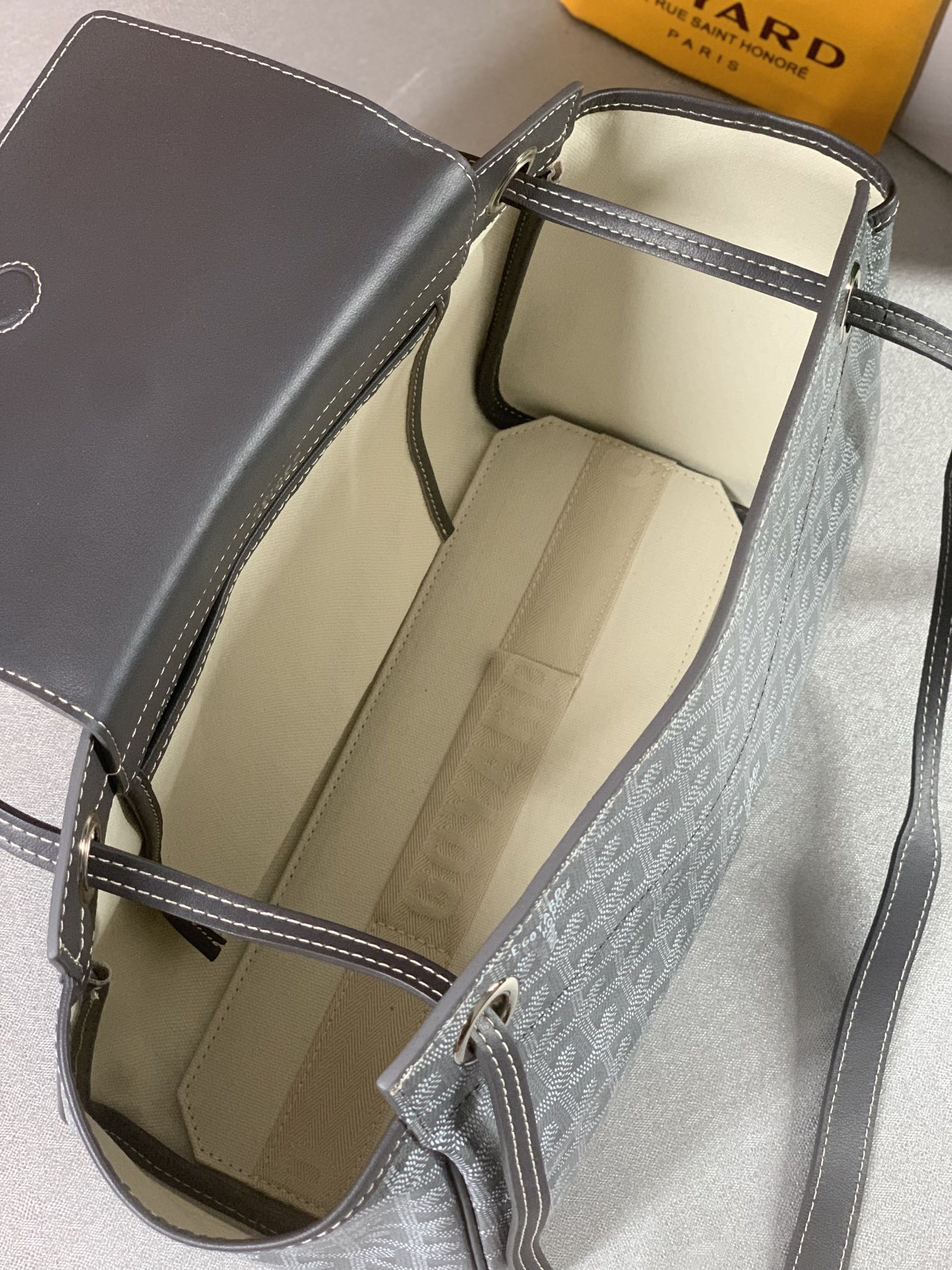 Go*ard rouette bag