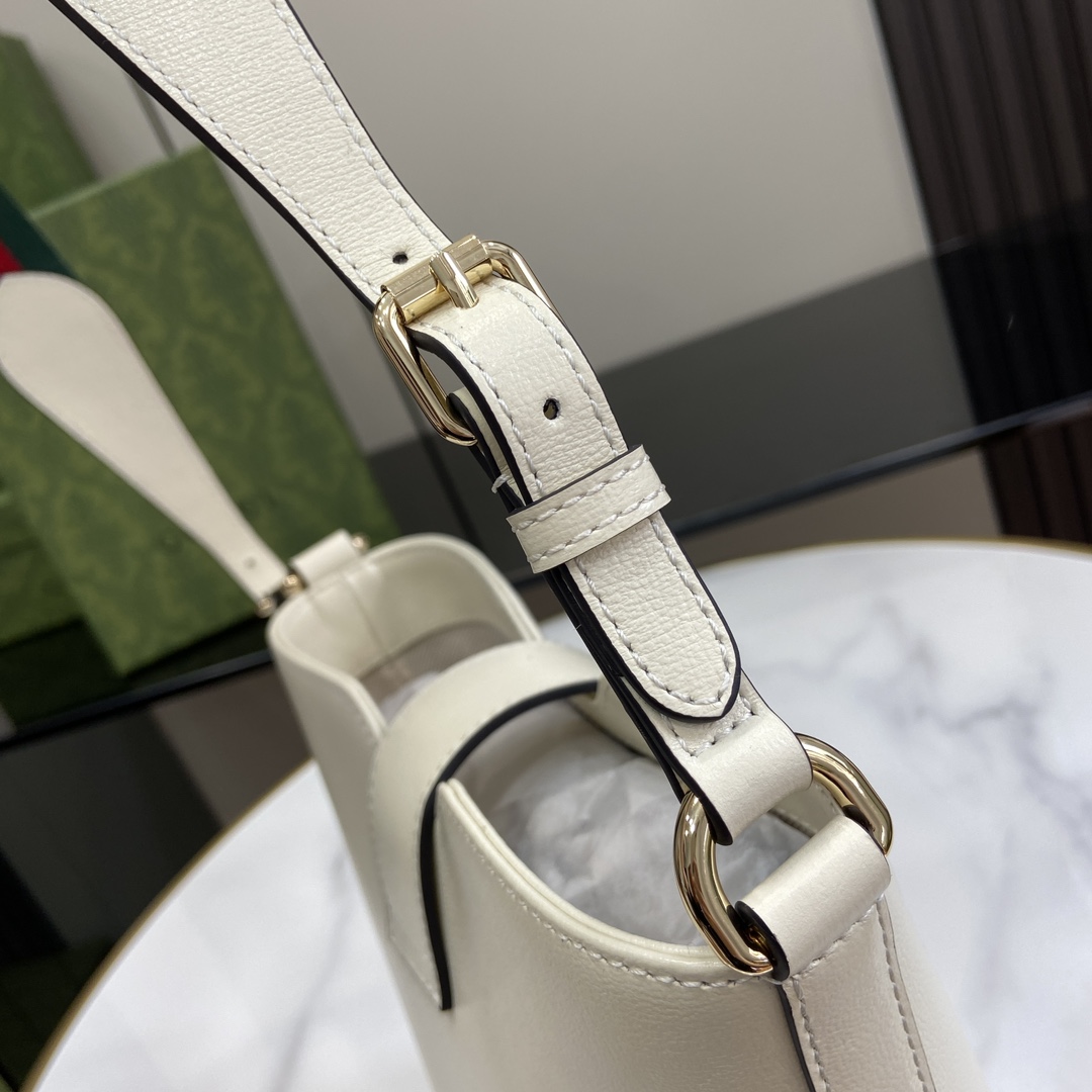 G*u*i mini bucket shoulder bag