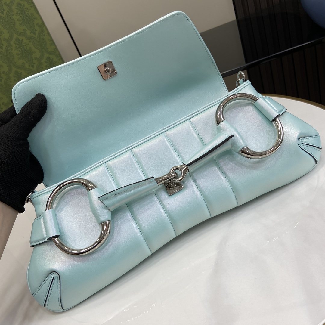 G*u*i horsebit chain medium shoulder bag