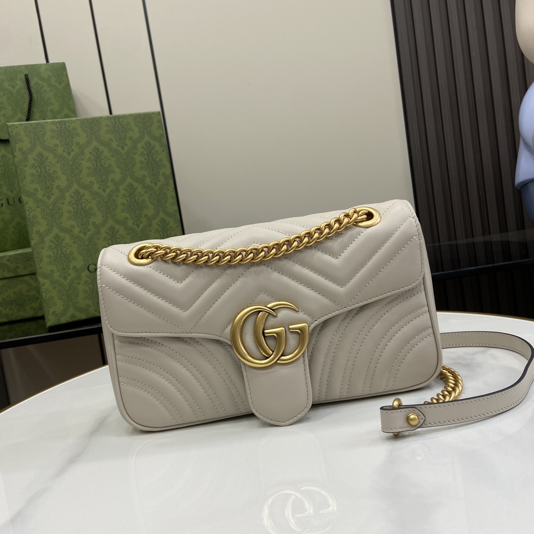 G*u*i gg marmont small shoulder bag