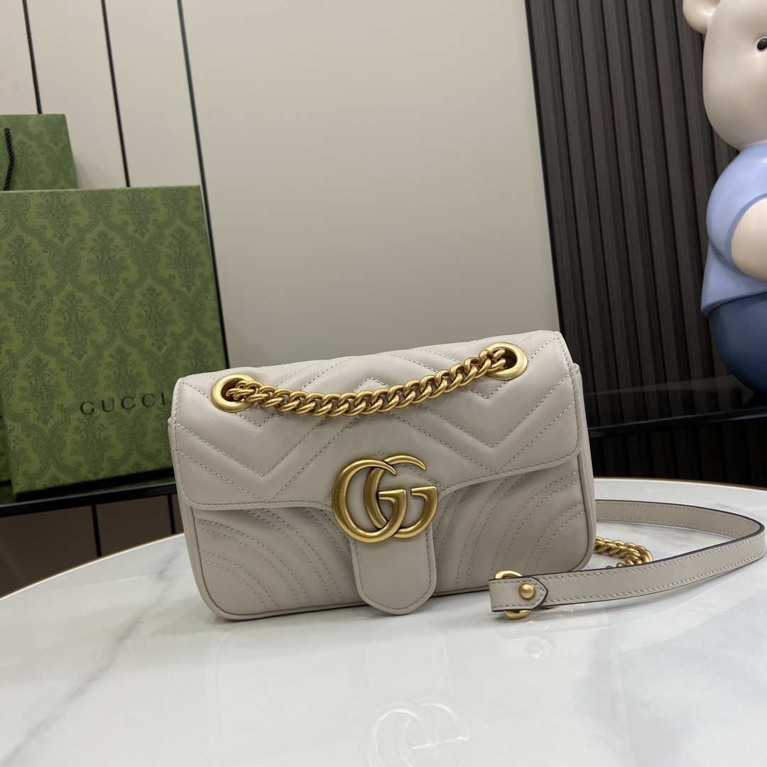 G*u*i gg marmont mini shoulder bag