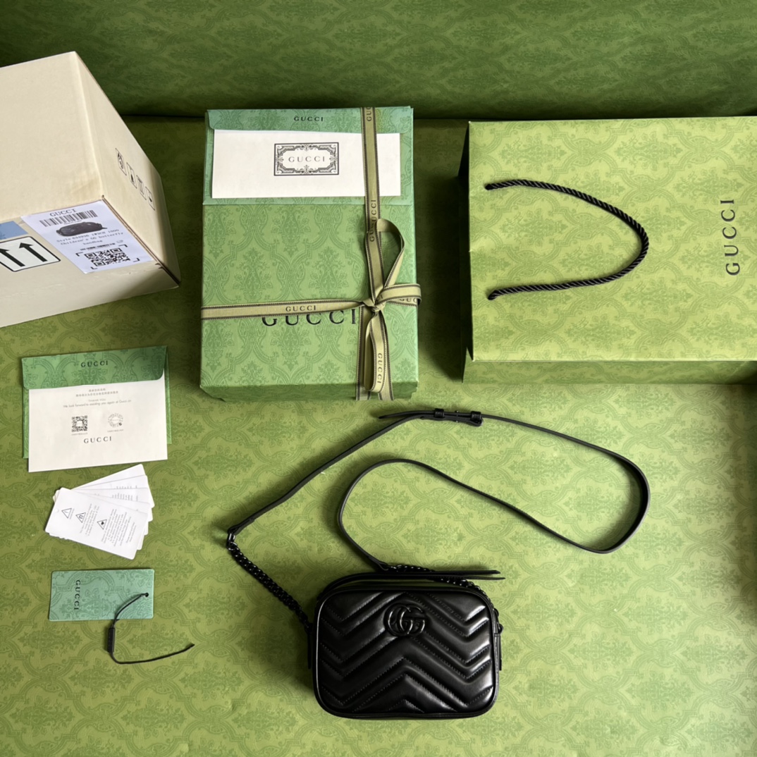G*u*i gg marmont mini shoulder bag