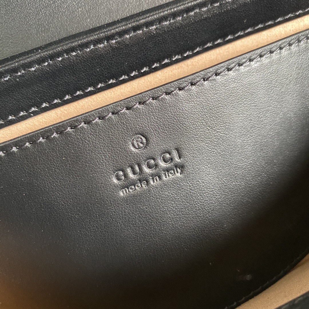 G*u*i gg marmont mini shoulder bag