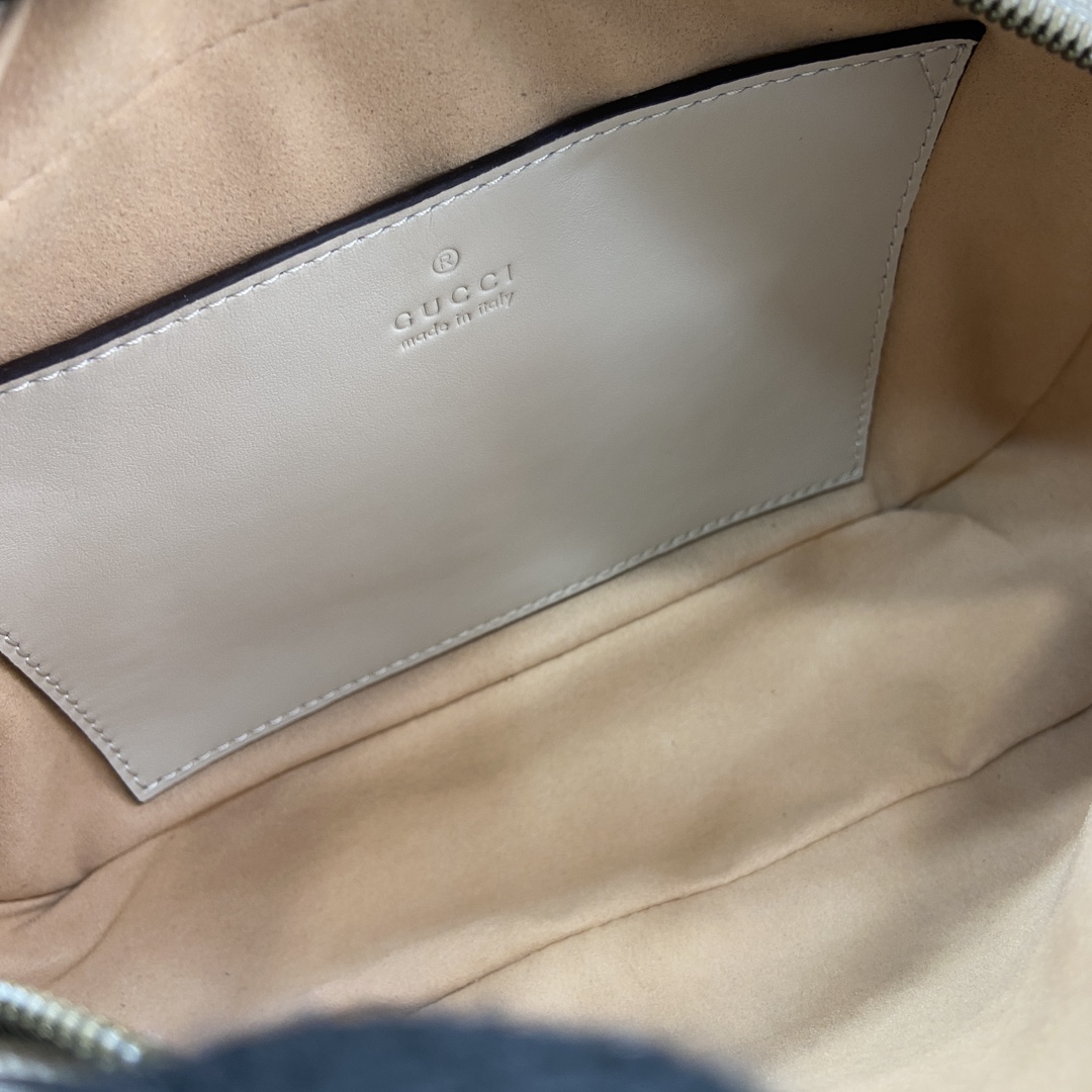 G*u*i marmont small matelassé shoulder bag