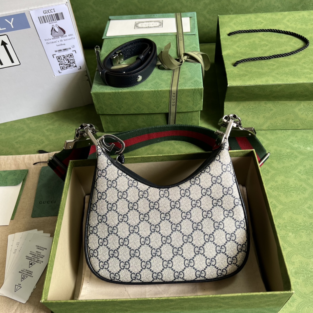G*u*i attache small bag