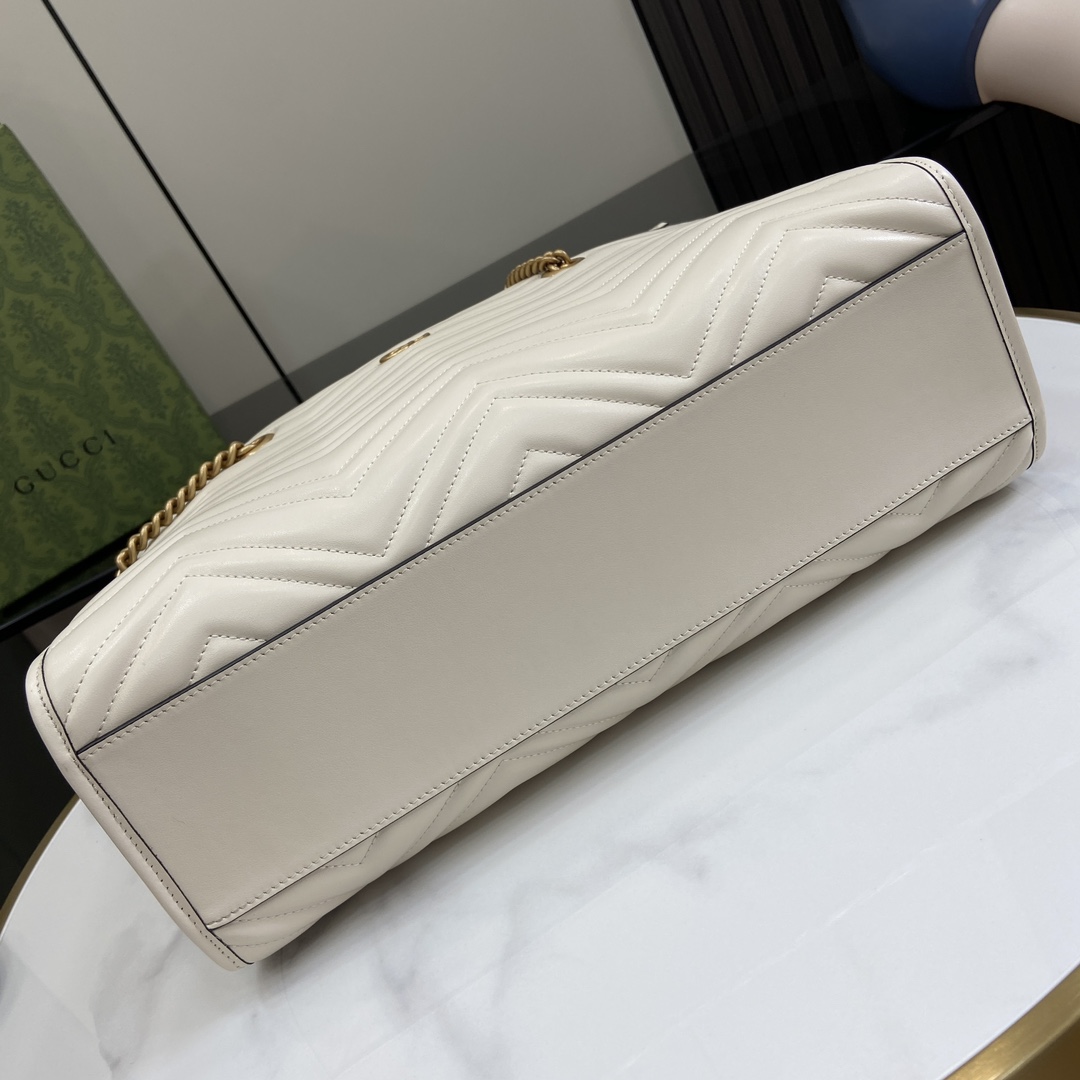 G*u*i gg marmont medium tote