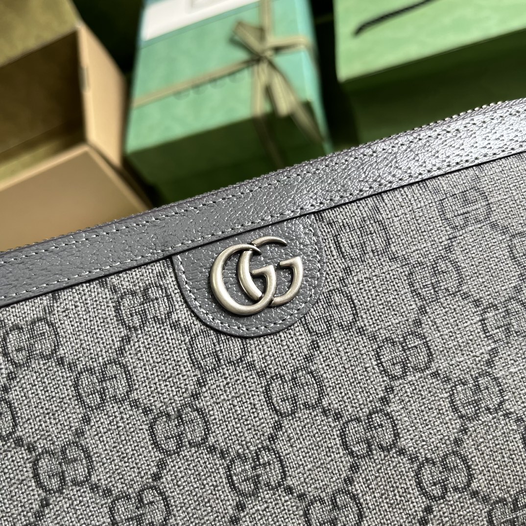 G*u*i ophidia gg travel case