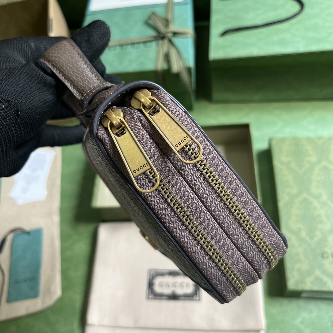 G*u*i ophidia gg travel case
