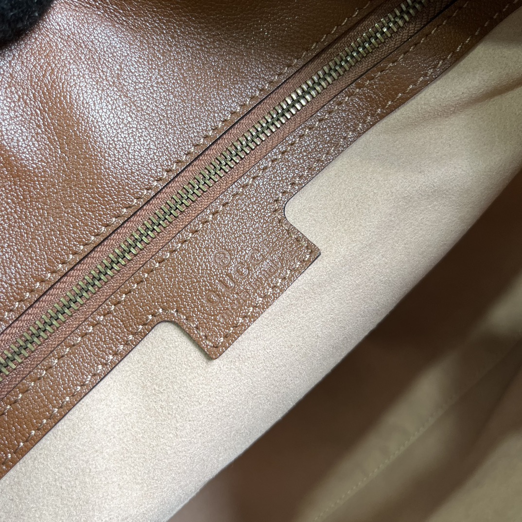 G*u*i diana medium shoulder bag