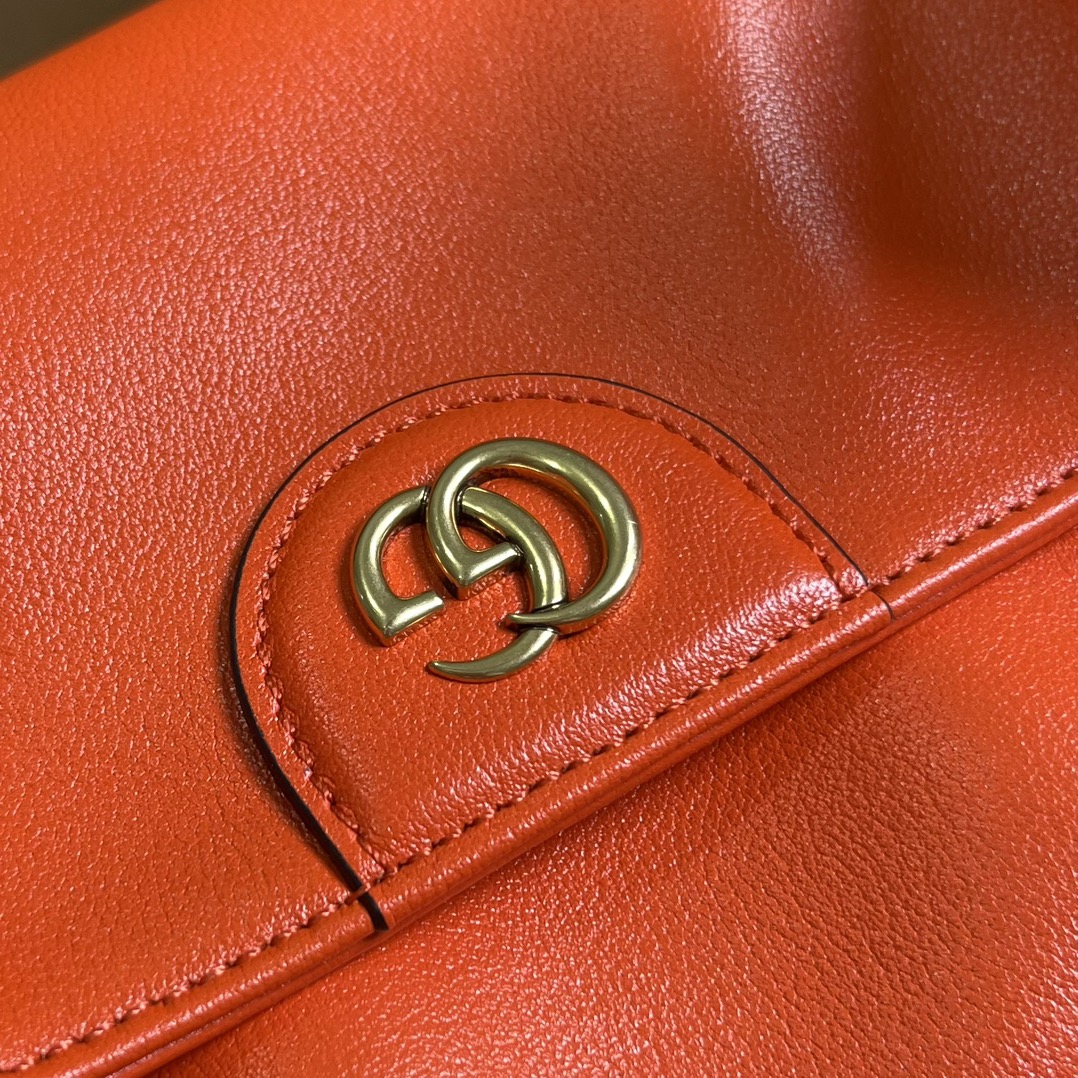 G*u*i diana medium shoulder bag