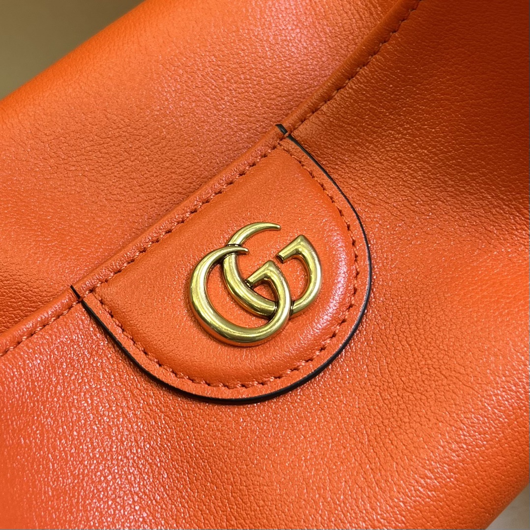 G*u*i diana small bag