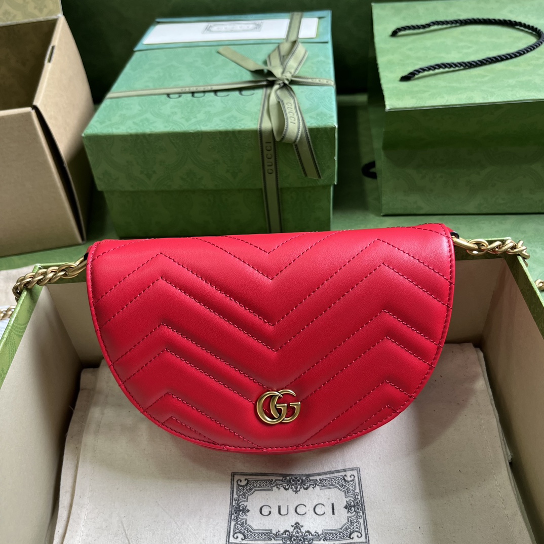 G*u*i gg marmont matelassÉ chain mini bag