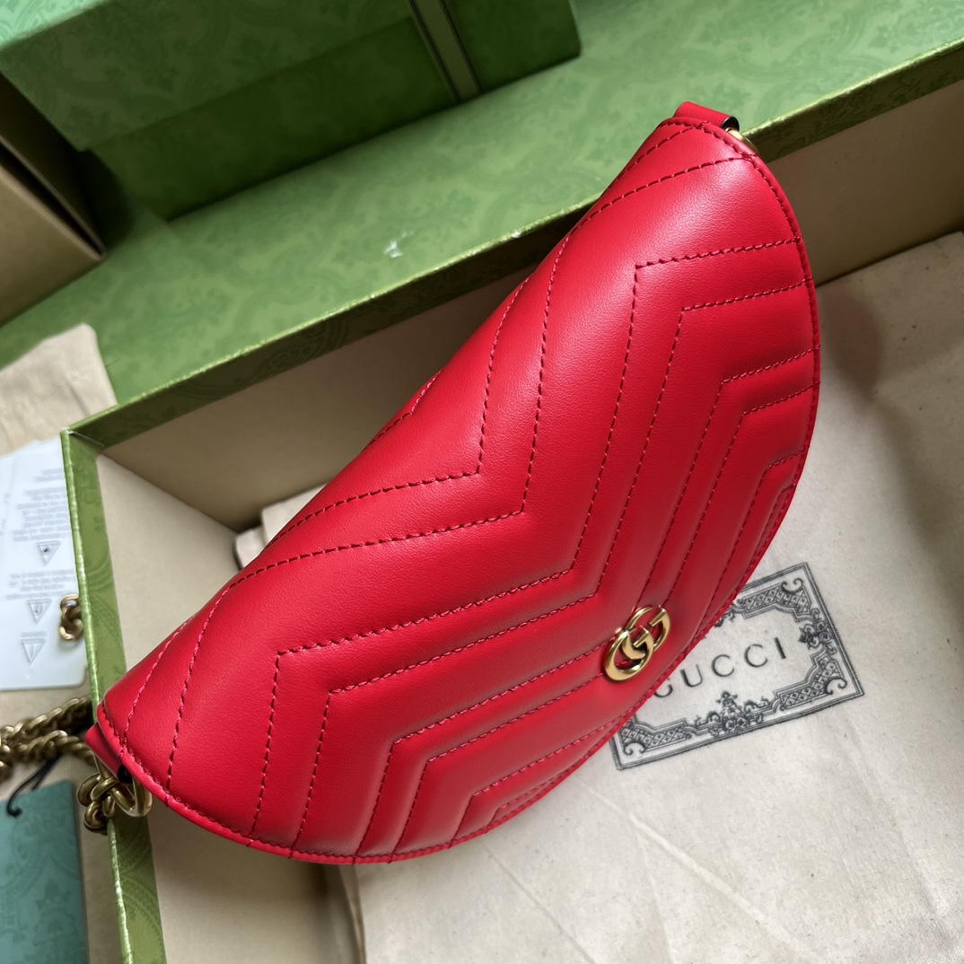 G*u*i gg marmont matelassÉ chain mini bag