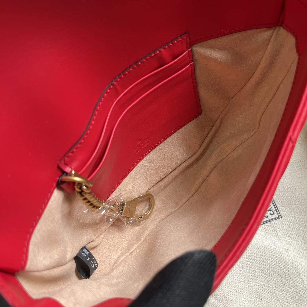 G*u*i gg marmont matelassÉ chain mini bag